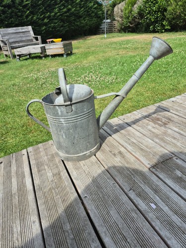 Ancien arrosoir zinc galva - arrosoir,