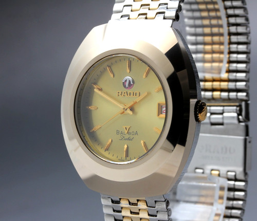 Presque comme neuve montre - *presque,