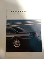 brochure Chevrolet Beretta ( anglais) + liste options