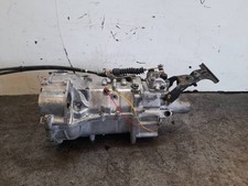 BOÎTE DE VITESSES / 82479 /