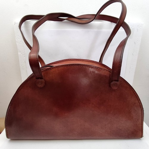 Sac main tout cuir - à,