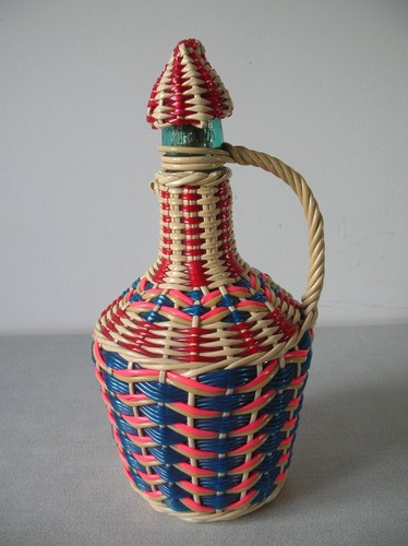 Ancienne bouteille scoubidou - , +