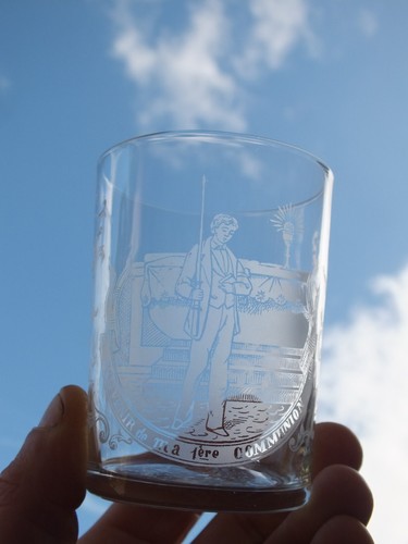 Ancien verre gobelet en - +,