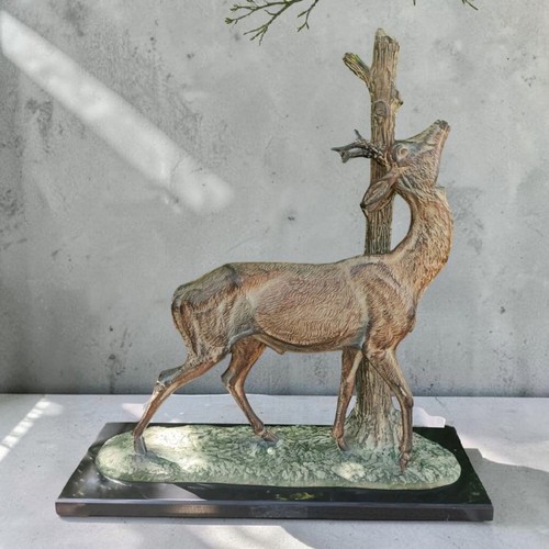 Grande scuplture art - grande,