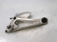 Platine de repose-pied gauche