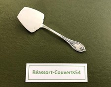 pelle de service à petits