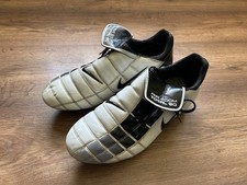 FOOTBALL BOOTS-NIKE TOTAL 90