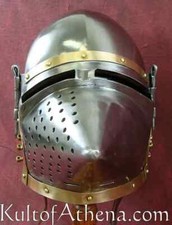 Ancien casque armure bascinet