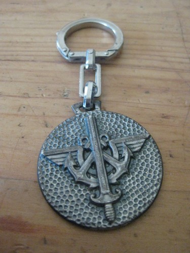 Porte cle augis - cle, "