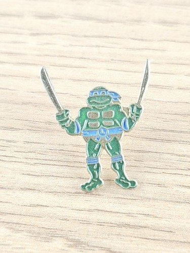 Pin ancien rétro tortues - pin's,