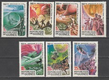 Guinée république  série  Jules Verne   1979  num  633/37 et PA 137/38 **