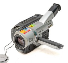 Camescope Sony Digital Handycam DCR-TRV125E PAL 8mm Video8 Hi8 Digital8