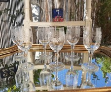Baccarat 6 verres anciens en cristal ciselé ( vin blanc ou porto)