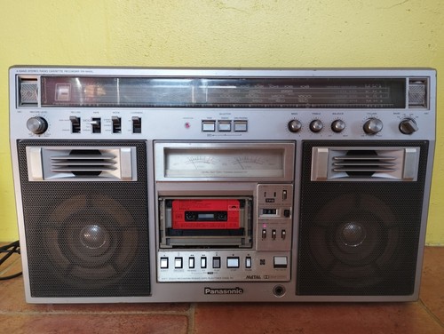 Boombox ghetto blaster - boombox,