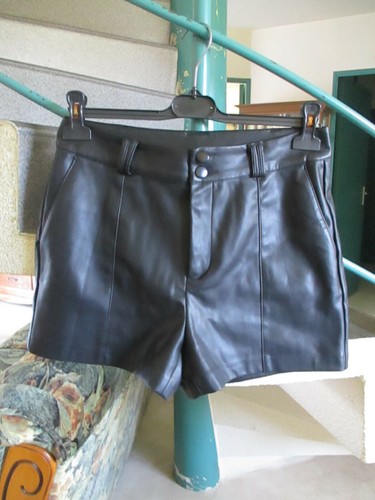Short noir taille marque - 38,