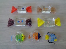LOT DE 4 BONBONS ET 3 POISSONS