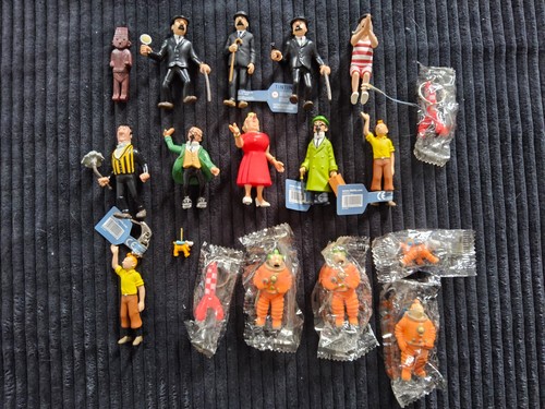 Tintin lot 18 figurines - 18,