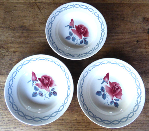 Ensemble assiettes digoin - de,