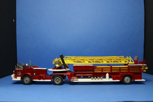 Aerial rescue tractor - aerial,