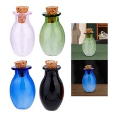 Minuscules bocaux en verre