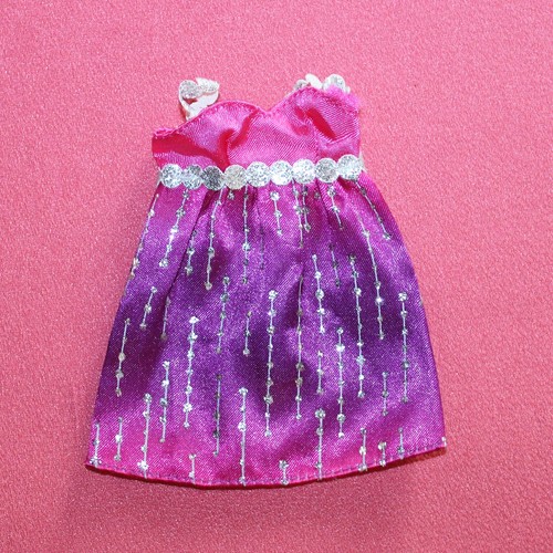 Petite robe rose vêtement - /,