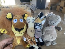 MADAGASCAR LOT PELUCHES NEUVES