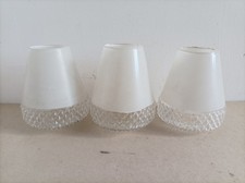 LOT 3 X  ABAT JOURS TULIPE ANCIEN VERRE OPALINE DENTELLE