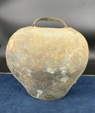 Grande cloche ancienne - grande, de