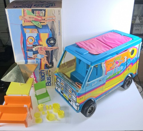 Vintage 1973 barbie - 1973, bus