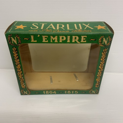 Boite vide pour figurine