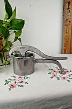 🍋 Ancien Presse-Agrume