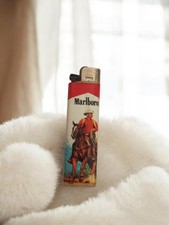 Briquet publicitaire vintage Marlboro ancien, collection fumeur rétro, en l'état