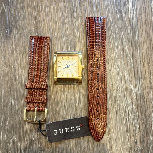 Guess gold metal - gold,