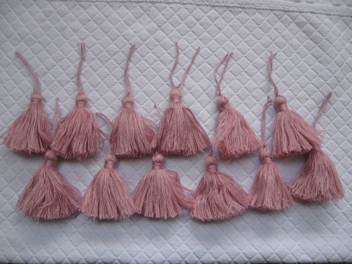 Petits pompons gland - petits,
