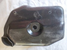 BOITIER DE FILTRE A AIR COTE GAUCHE D OCCASION HONDA CB 125 K5 A 12 EUROS