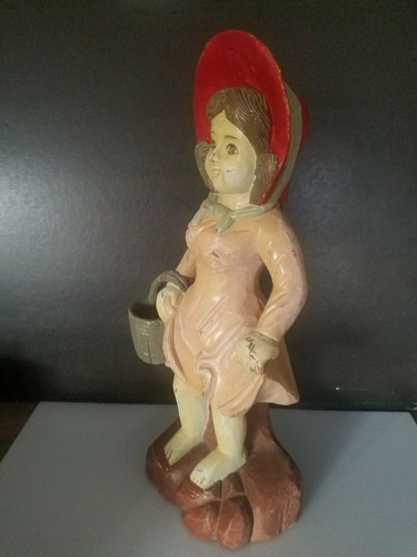 Poupée jouet bois art