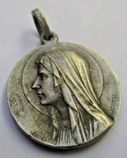 Ancien pendentif signé TAIRAC Médaille argentée vierge Marie Lourdes bijou 5521