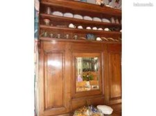 Meuble avec petit placard incorporé en chêne massif