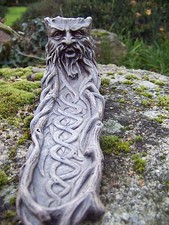 65709  FIGURINE  BRULE ENCENS