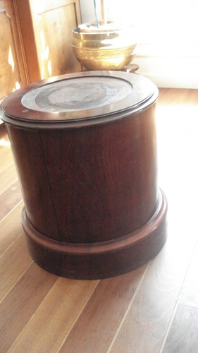 Meuble bas cylindrique acajou