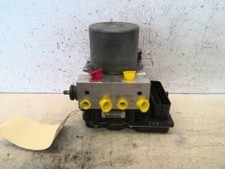 Bloc ABS (freins anti-blocage)