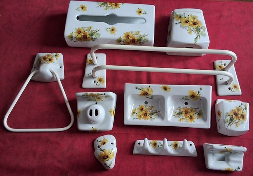 Lot accessoires salle bain - de,
