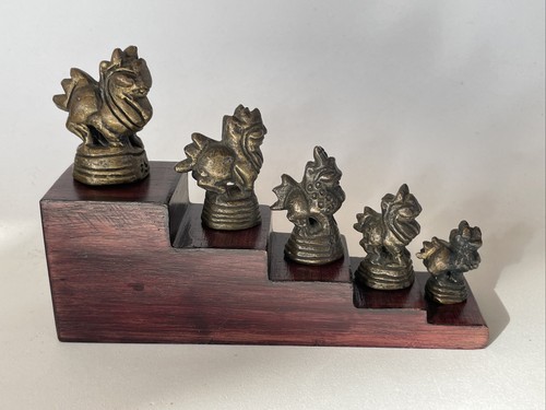 Série statuettes poids - de, statuettes,