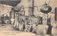 CPA 16 F.GEOFFROY ET FILS COGNAC UN COIN DE LA DISTILLERIE (RARE CPA