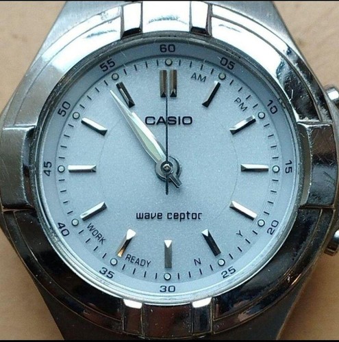 Montre casio waveceptor - waveceptor, solar