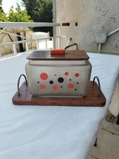 Ancienne boîte à biscuits en