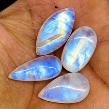 4 Pièces Pierres Taillées
