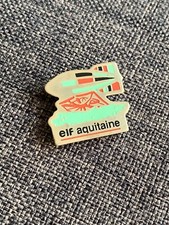 Pin's ballon dirigeable - Elf