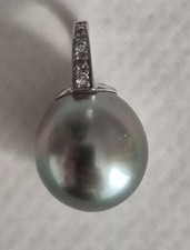 Ancien bijou pendentif en or blanc 18K et perle de Tahiti