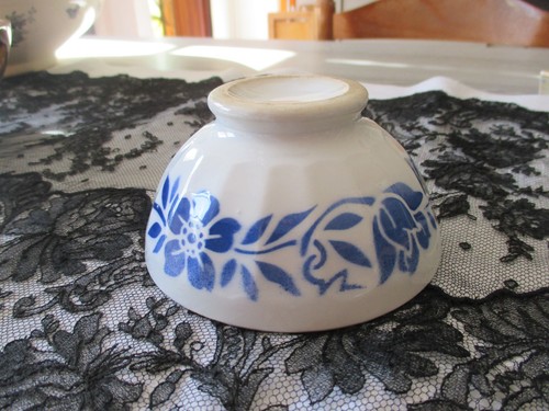 Ancien petit bol fleurs - fleurs, bleues